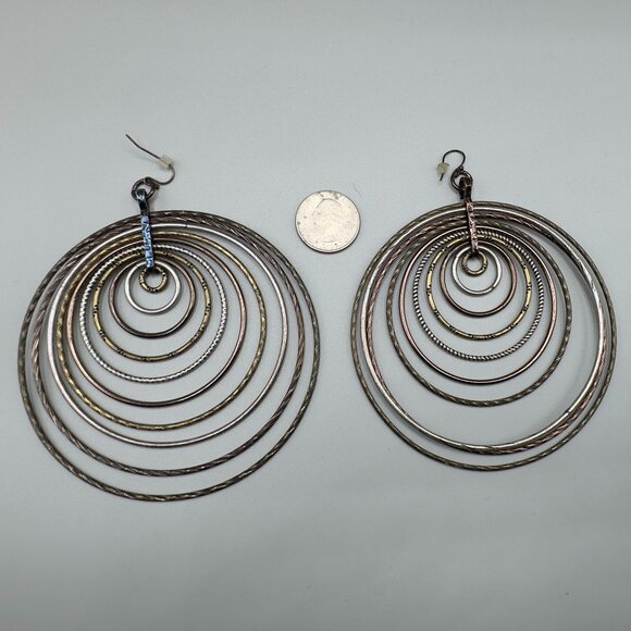 Vintage Sixties Mixed Metal hoop earrings. - Picture 10 of 11